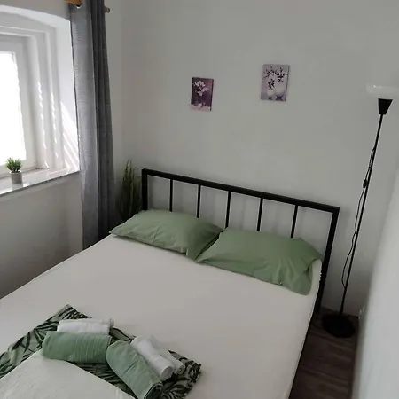 In 50835 Apartment *