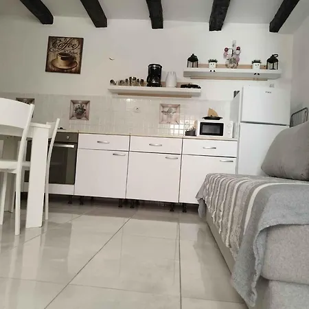 In 50835 Apartment *