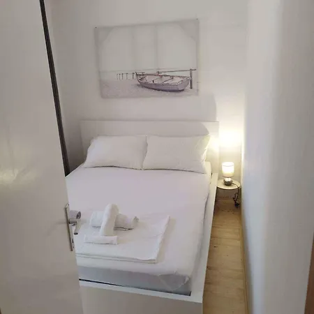 Apartment In 50835