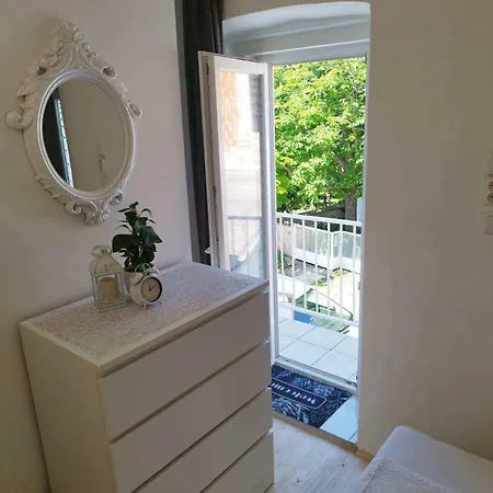 In 50835 Apartment Povile